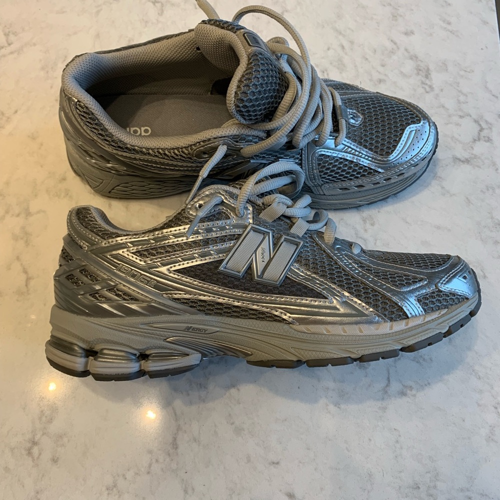 New Balance 1906R Gray Sneakers